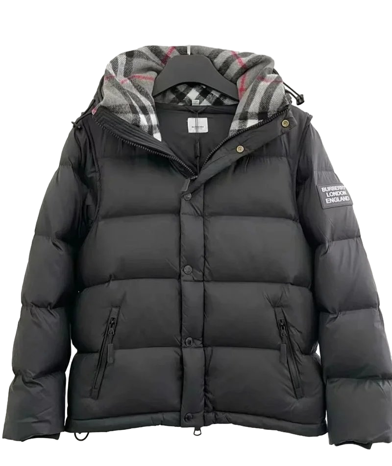 Burberry
Down Jacket